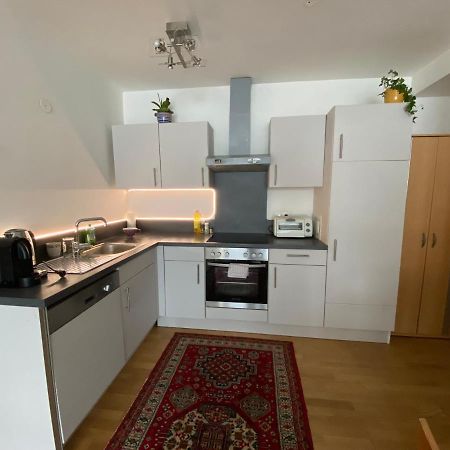 Apartment 9 Stops Away From City-Centre Wina Bagian luar foto
